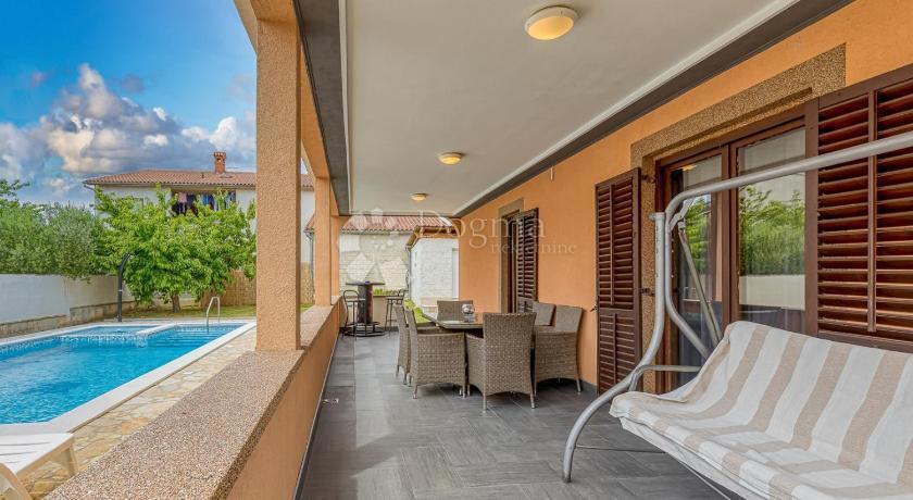 Haus Zu verkaufen - ISTARSKA MARČANA