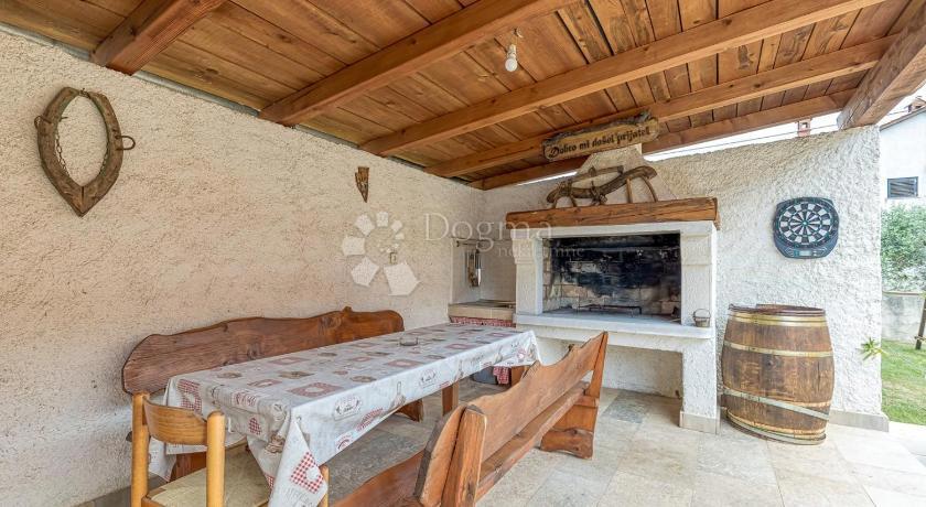 Haus Zu verkaufen - ISTARSKA MARČANA