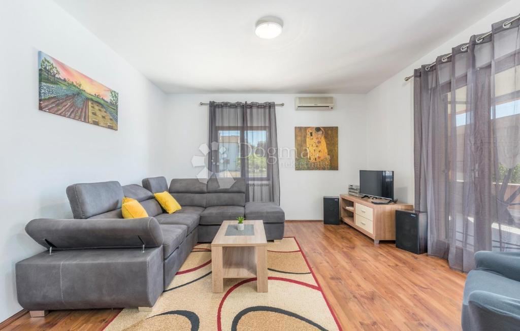 Haus Zu verkaufen - ISTARSKA MARČANA