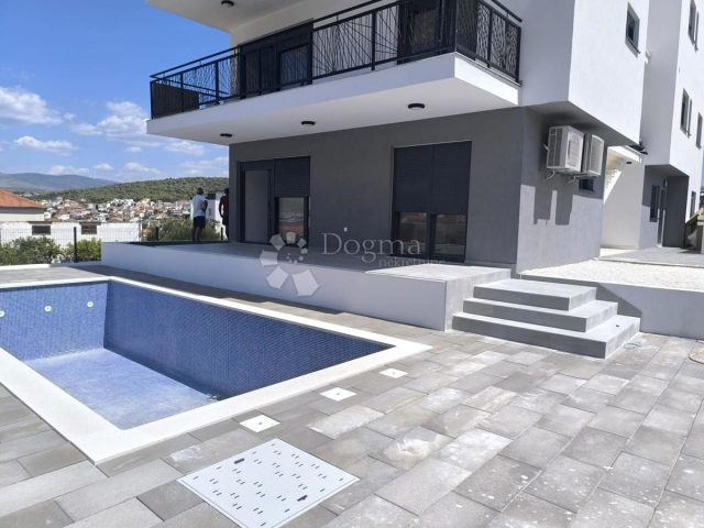 Stan na prodaju 55 m² – Okrug Gornji