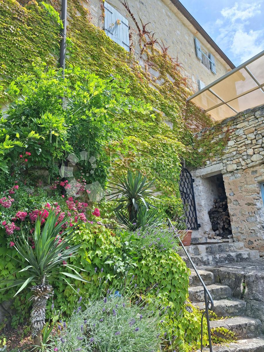 Haus Zu verkaufen - ISTARSKA BUJE