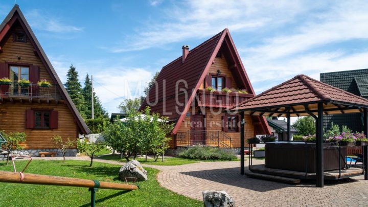 Dom Na sprzedaż - Primorsko-goranska Delnice - foto 2/27