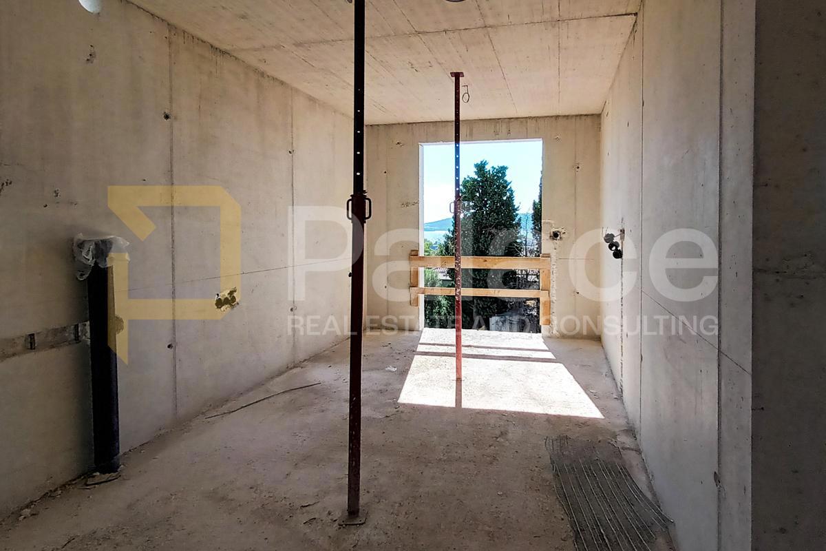 Apartma Na predaj - SPLITSKO-DALMATINSKA KAŠTELA