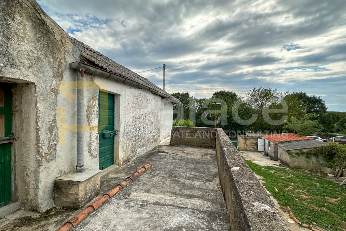 House For sale - ZADARSKA POLIČNIK