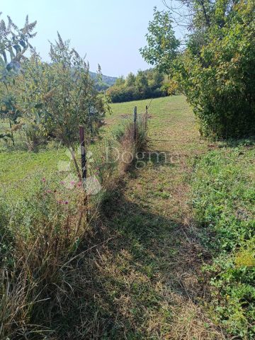 Terreno in vendita 7240 m² – Markuševec
