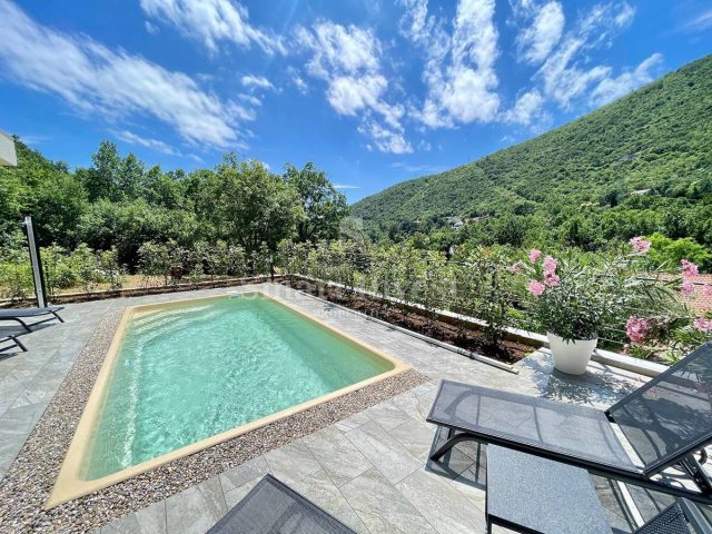 Dom na predaj 189 m² – Mošćenička Draga