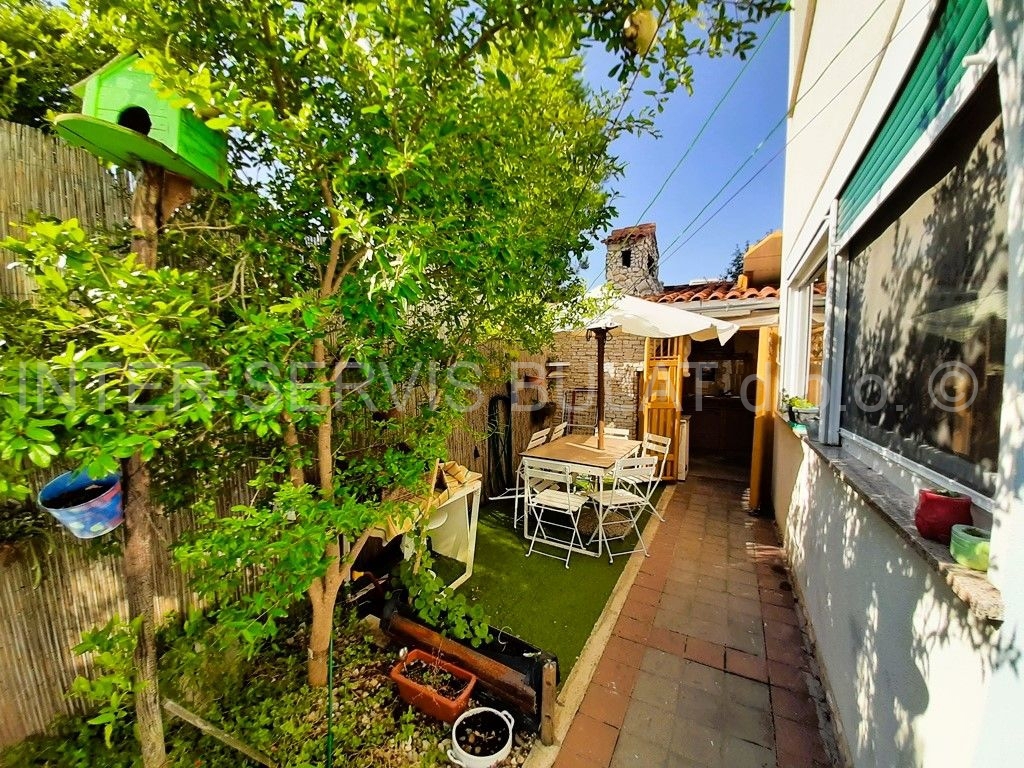 Apartma Naprodaj - ŠIBENSKO-KNINSKA Šibenik