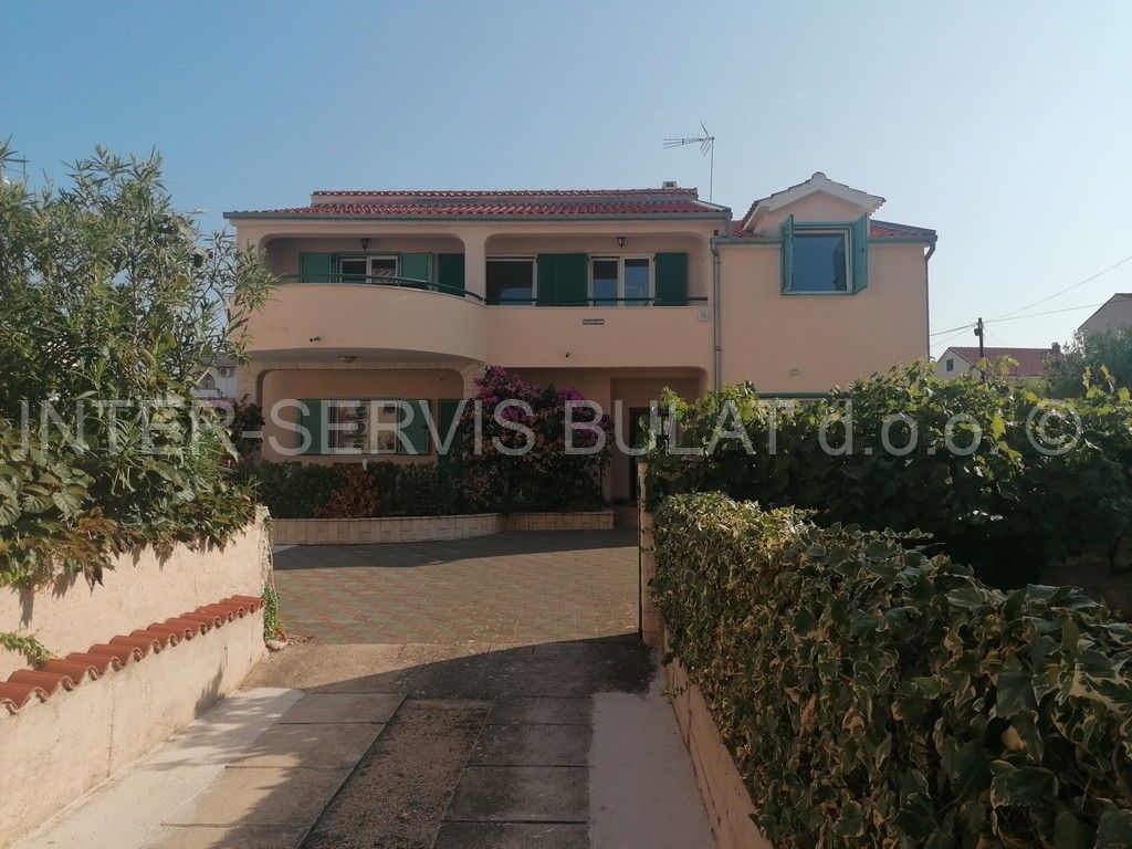 Casa In vendita - ŠIBENSKO-KNINSKA Šibenik
