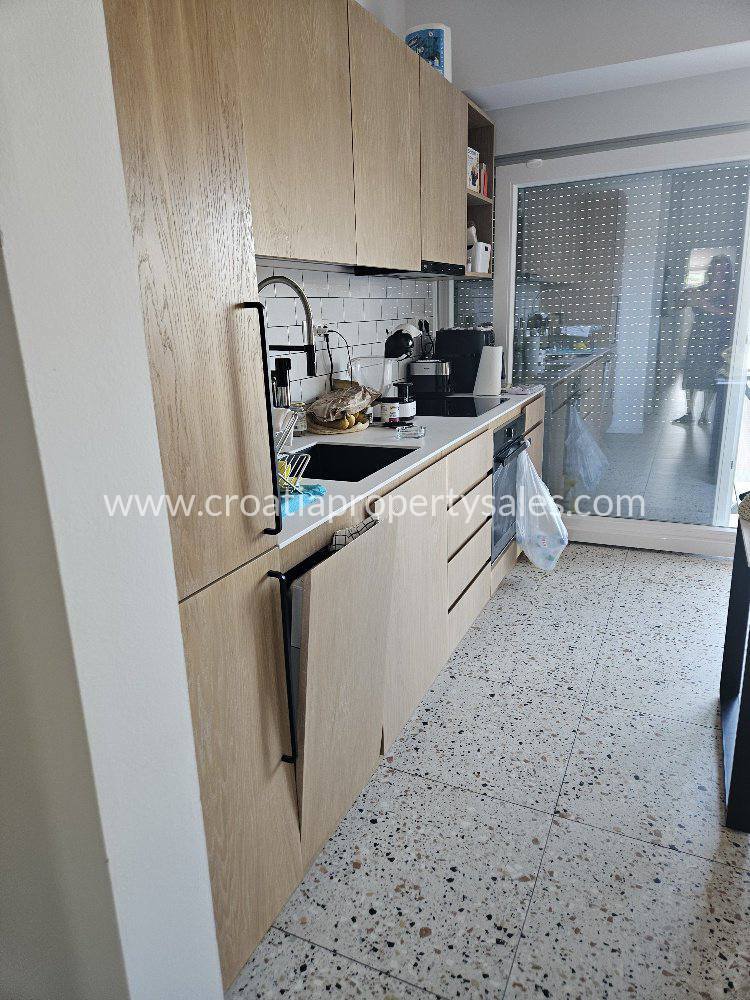 Apartma Na predaj - SPLITSKO-DALMATINSKA HVAR