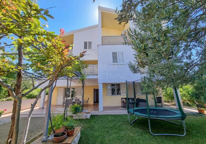 House for sale 550 m² – Žaborić