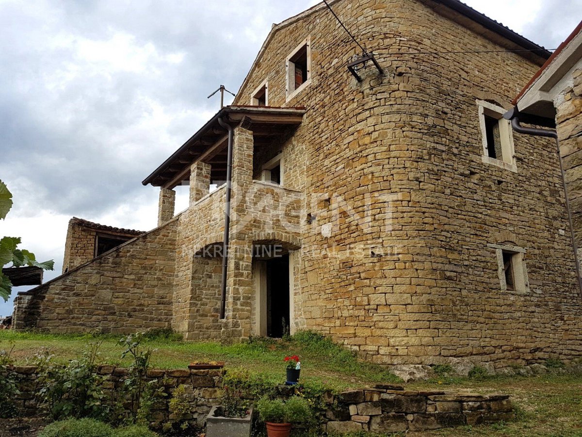 Stone houses Croatia - House For sale MOTOVUN