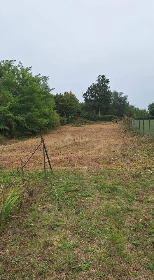 Terrain À vendre - Istarska Kanfanar - foto 1/1