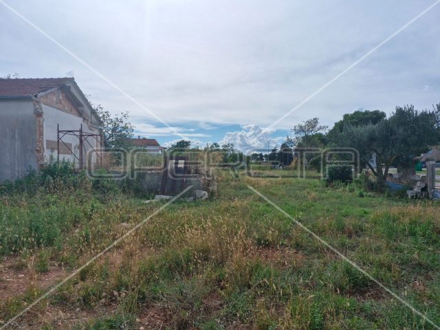 Land for sale 755 m² – Medulin