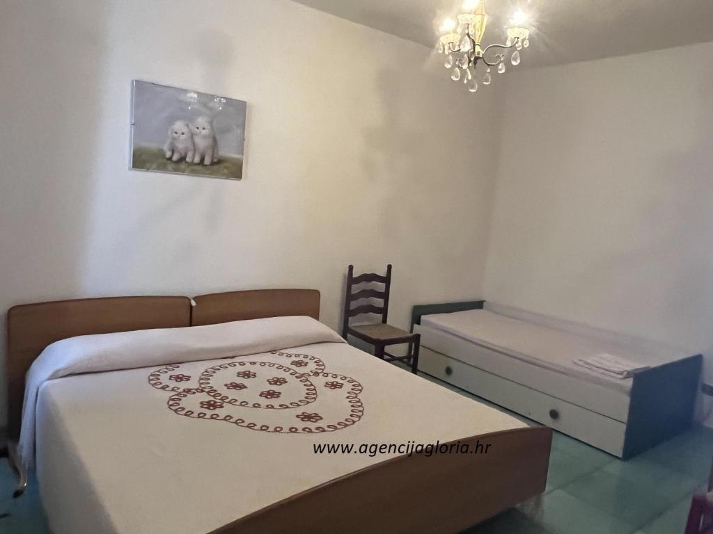 Kuća Na prodaju - ZADARSKA UGLJAN