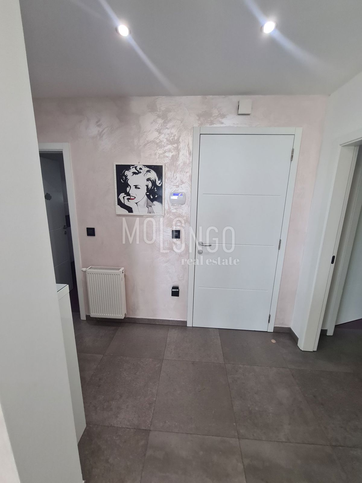 Flat For rent - PRIMORSKO-GORANSKA RIJEKA