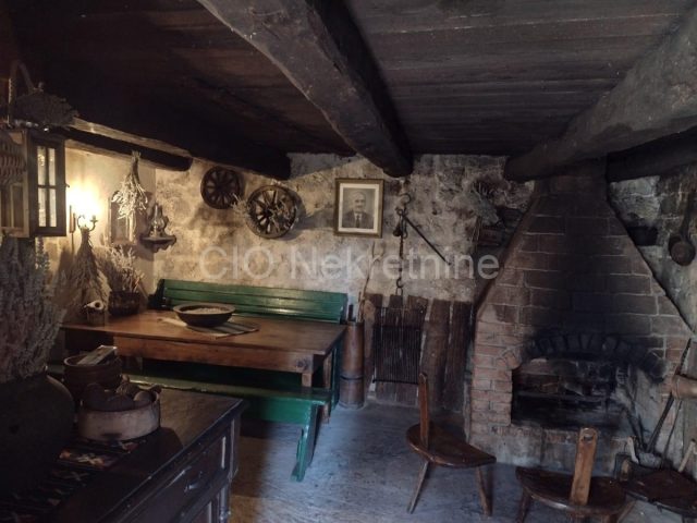 Hiša Naprodaj - Splitsko-dalmatinska Lovreć - foto 5/12