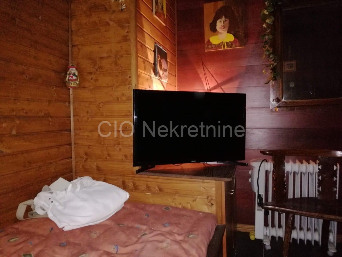 Dom Na predaj - SPLITSKO-DALMATINSKA LOVREĆ