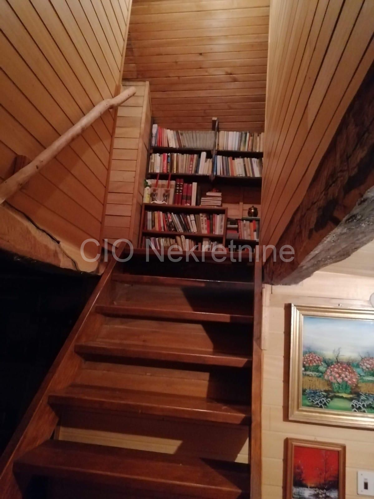 Dom Na predaj - SPLITSKO-DALMATINSKA LOVREĆ