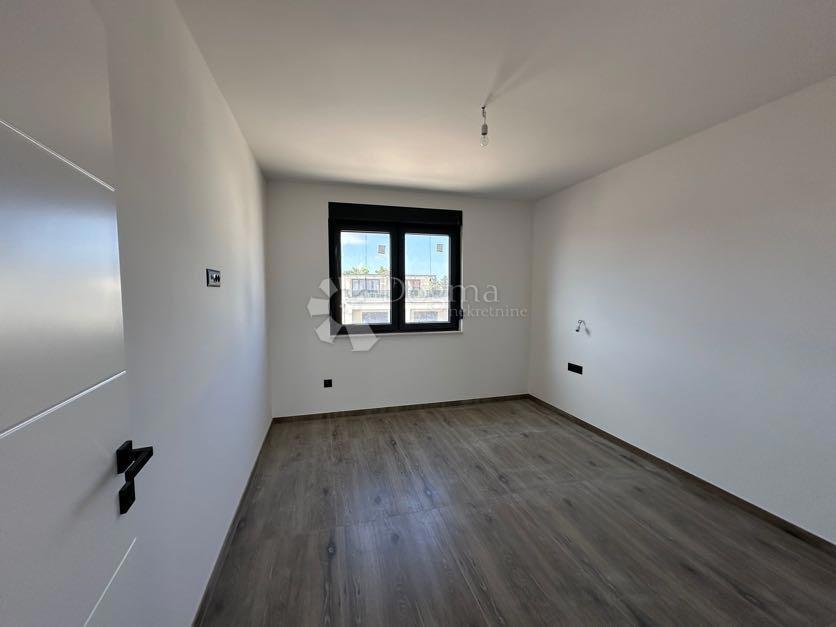 Flat For sale - ZADARSKA VIR