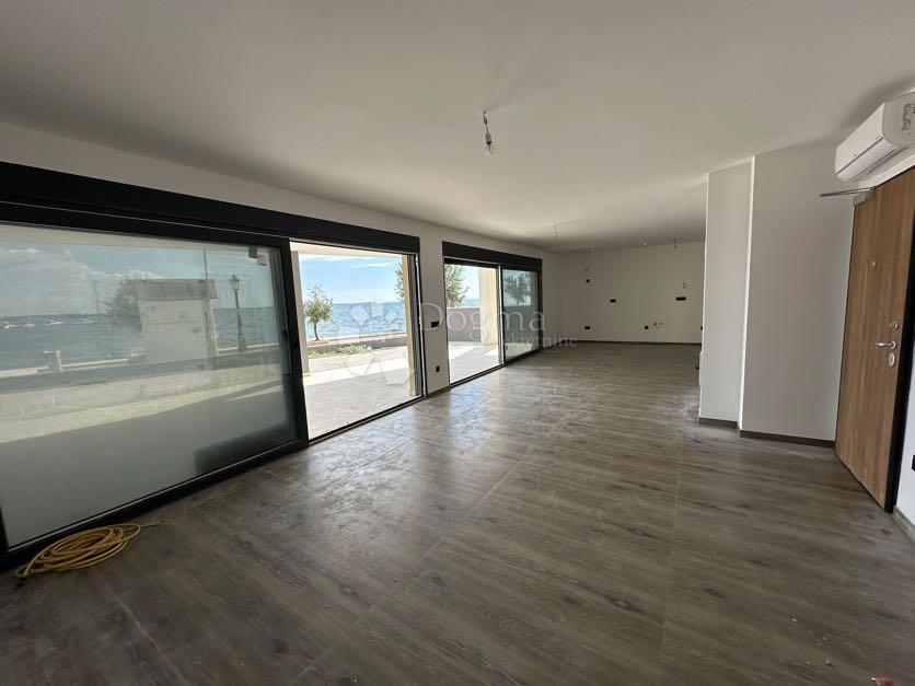 Flat For sale - ZADARSKA VIR