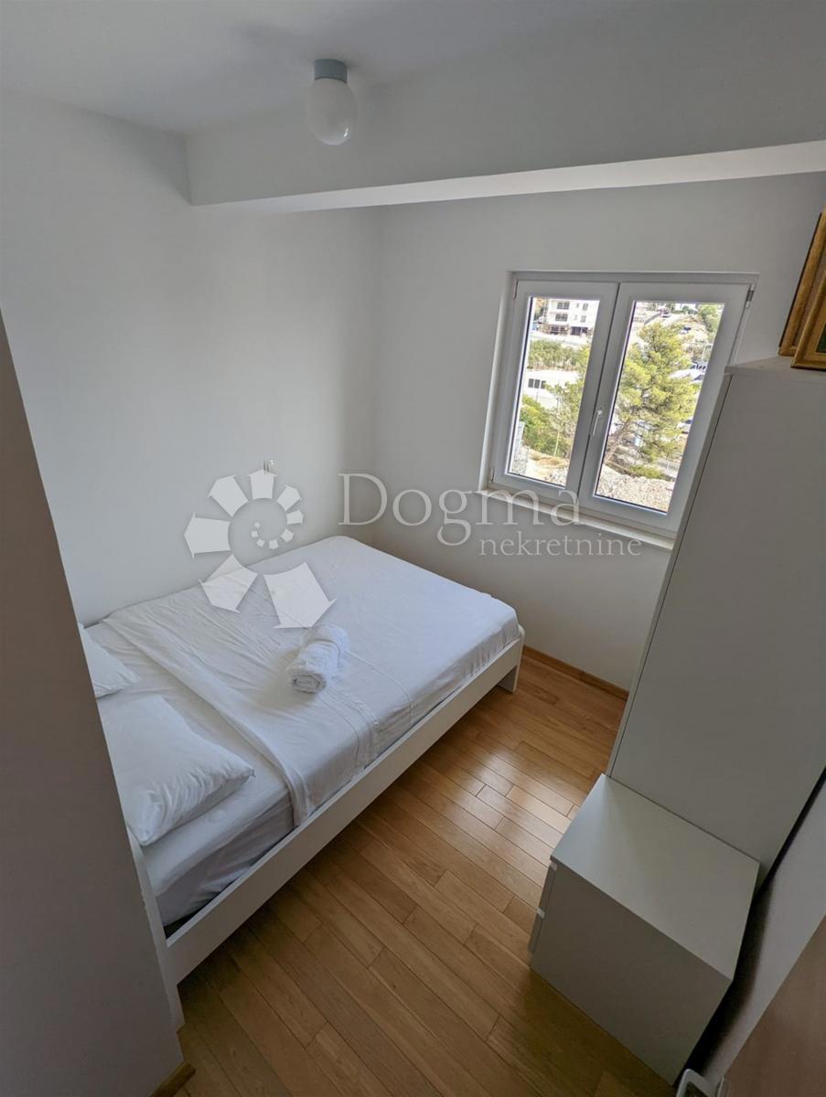 Apartment Zu verkaufen - SPLITSKO-DALMATINSKA MAKARSKA