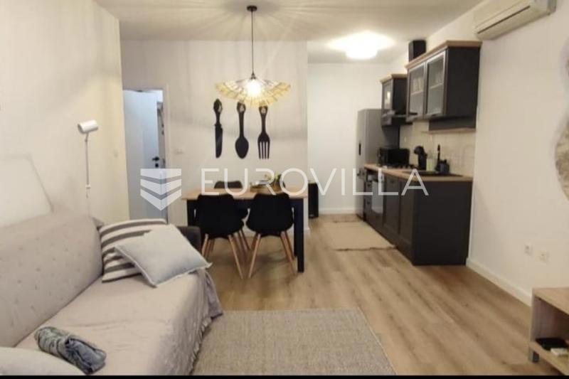 Apartment Zu vermieten - SPLITSKO-DALMATINSKA SPLIT