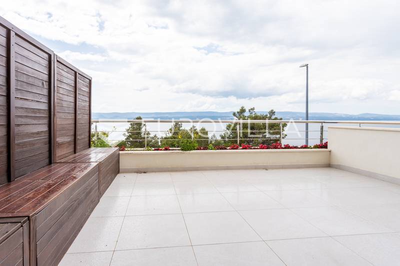 Flat For rent - SPLITSKO-DALMATINSKA OMIŠ