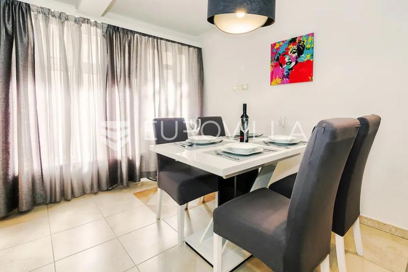 Apartment Zu verkaufen - SPLITSKO-DALMATINSKA SPLIT