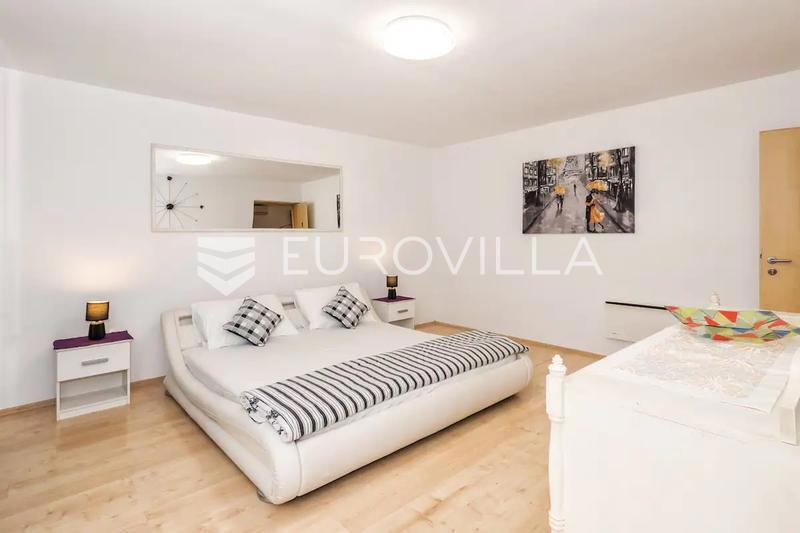 Apartment Zu verkaufen - SPLITSKO-DALMATINSKA SPLIT