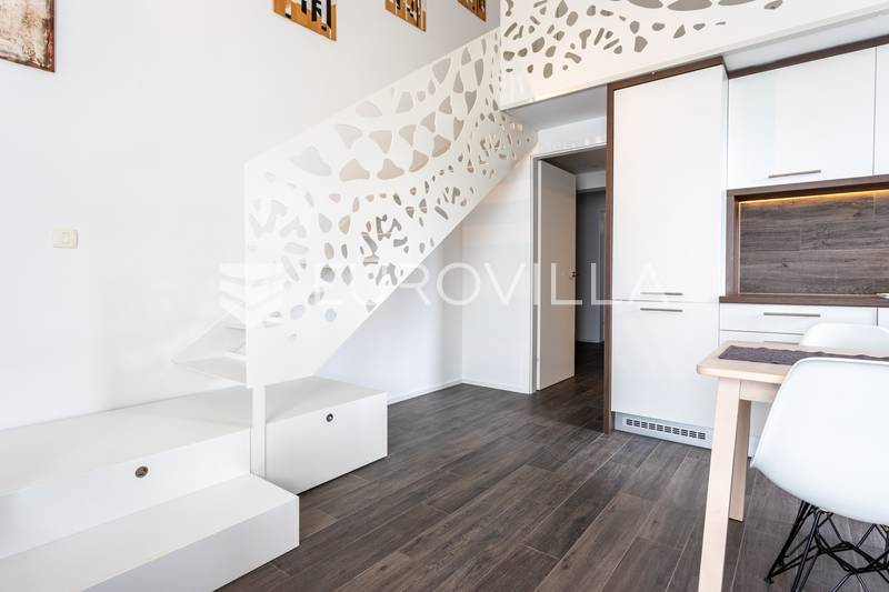 Flat For rent - SPLITSKO-DALMATINSKA OMIŠ