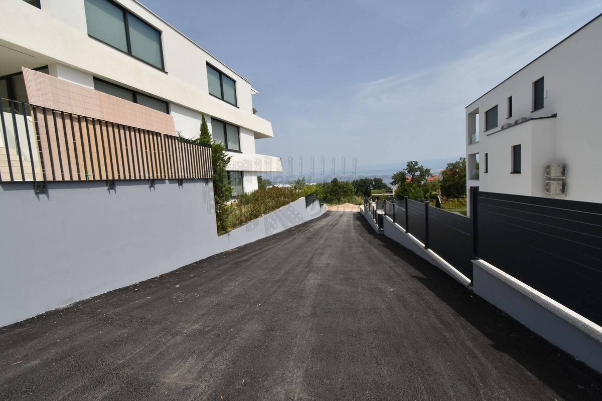 Flat For sale - PRIMORSKO-GORANSKA KRK