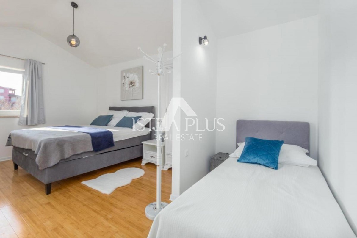 Haus Zu verkaufen - ISTARSKA POREČ