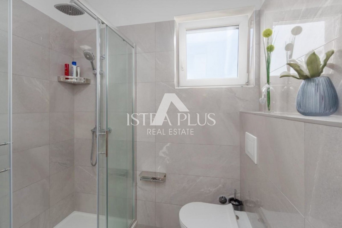 Haus Zu verkaufen - ISTARSKA POREČ