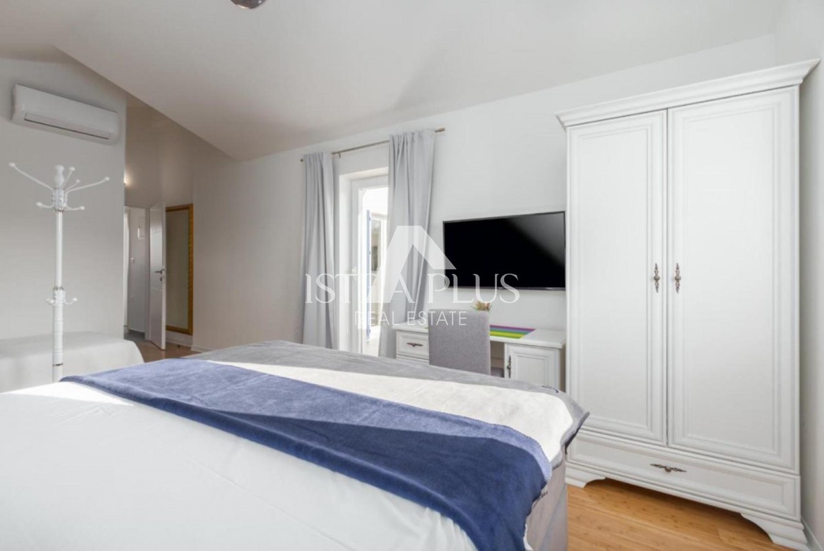 Haus Zu verkaufen - ISTARSKA POREČ