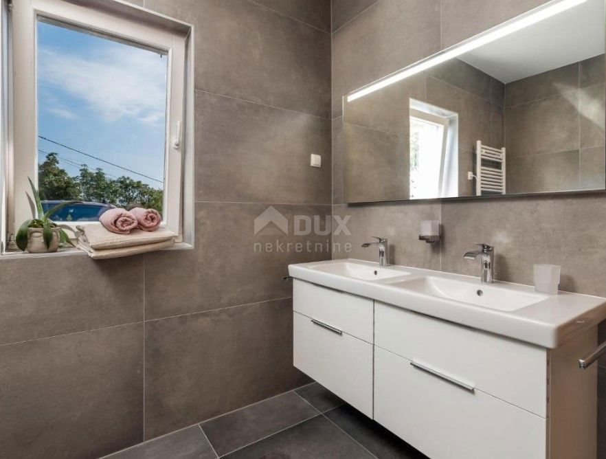 Casa In vendita - PRIMORSKO-GORANSKA MOŠĆENIČKA DRAGA