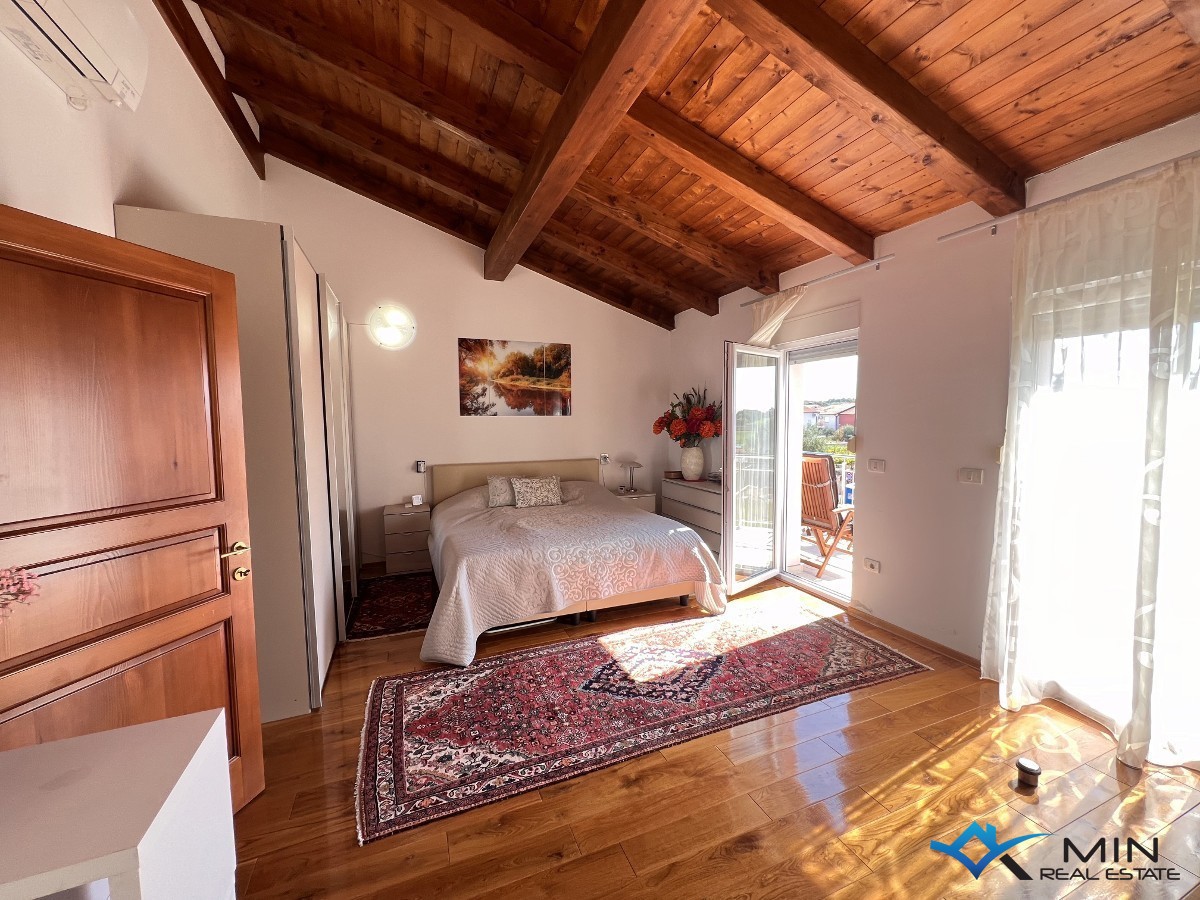 House For sale - ISTARSKA NOVIGRAD