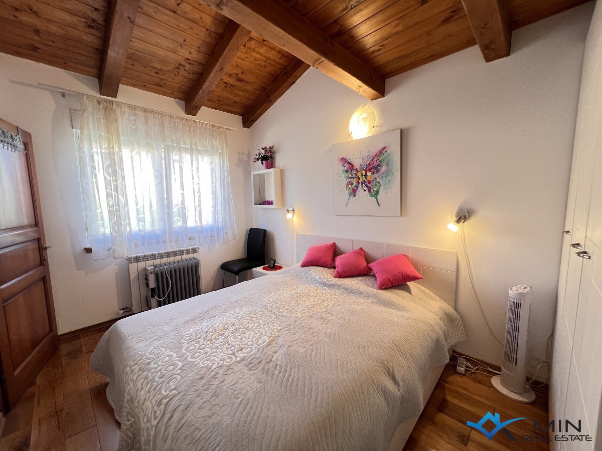 House For sale - ISTARSKA NOVIGRAD