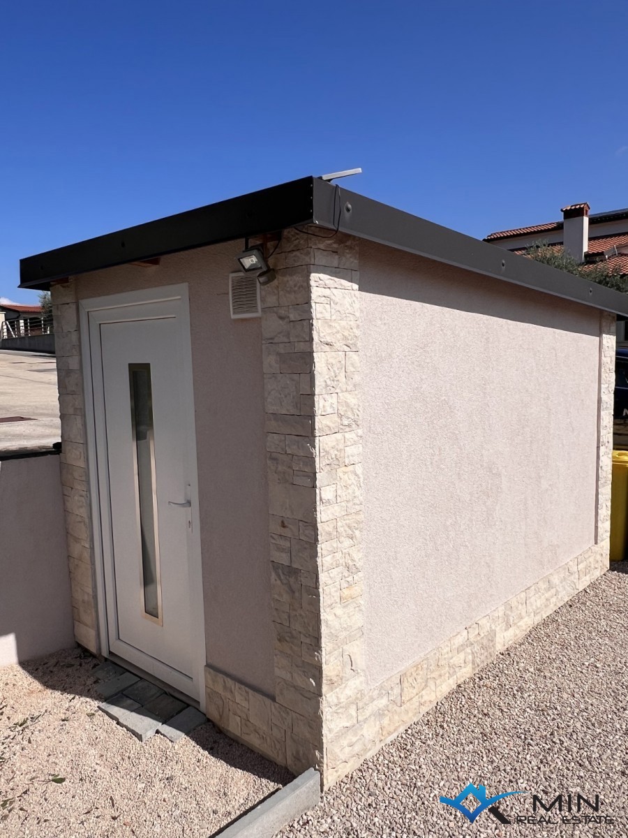 House For sale - ISTARSKA NOVIGRAD