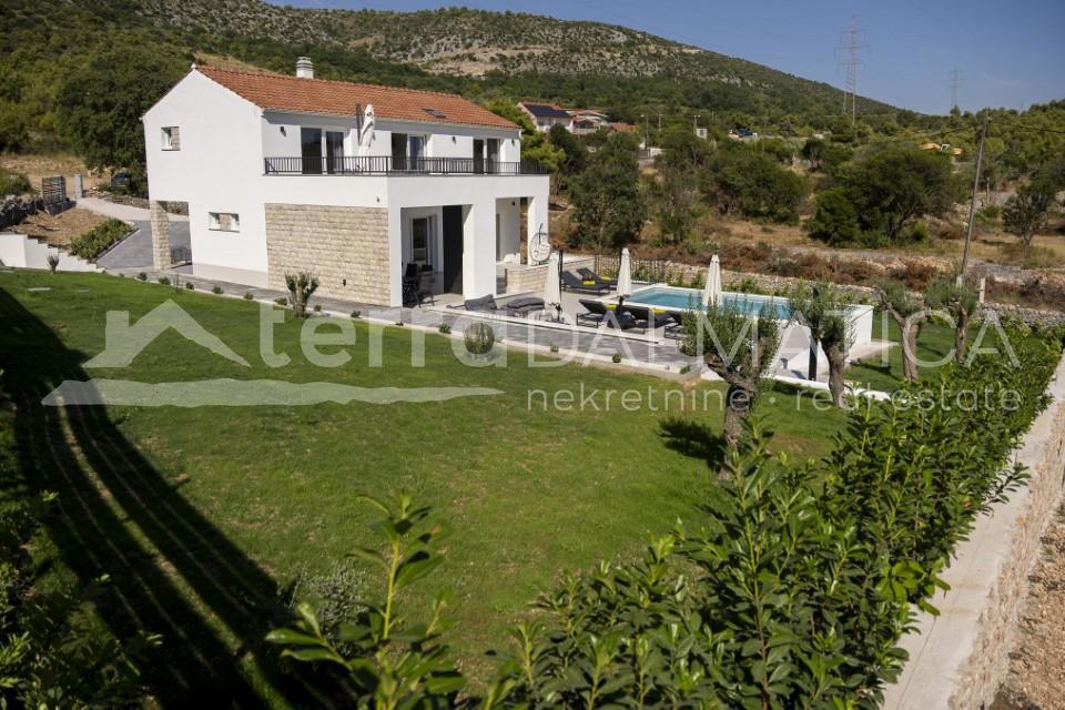 House For sale - ŠIBENSKO-KNINSKA ŠIBENIK