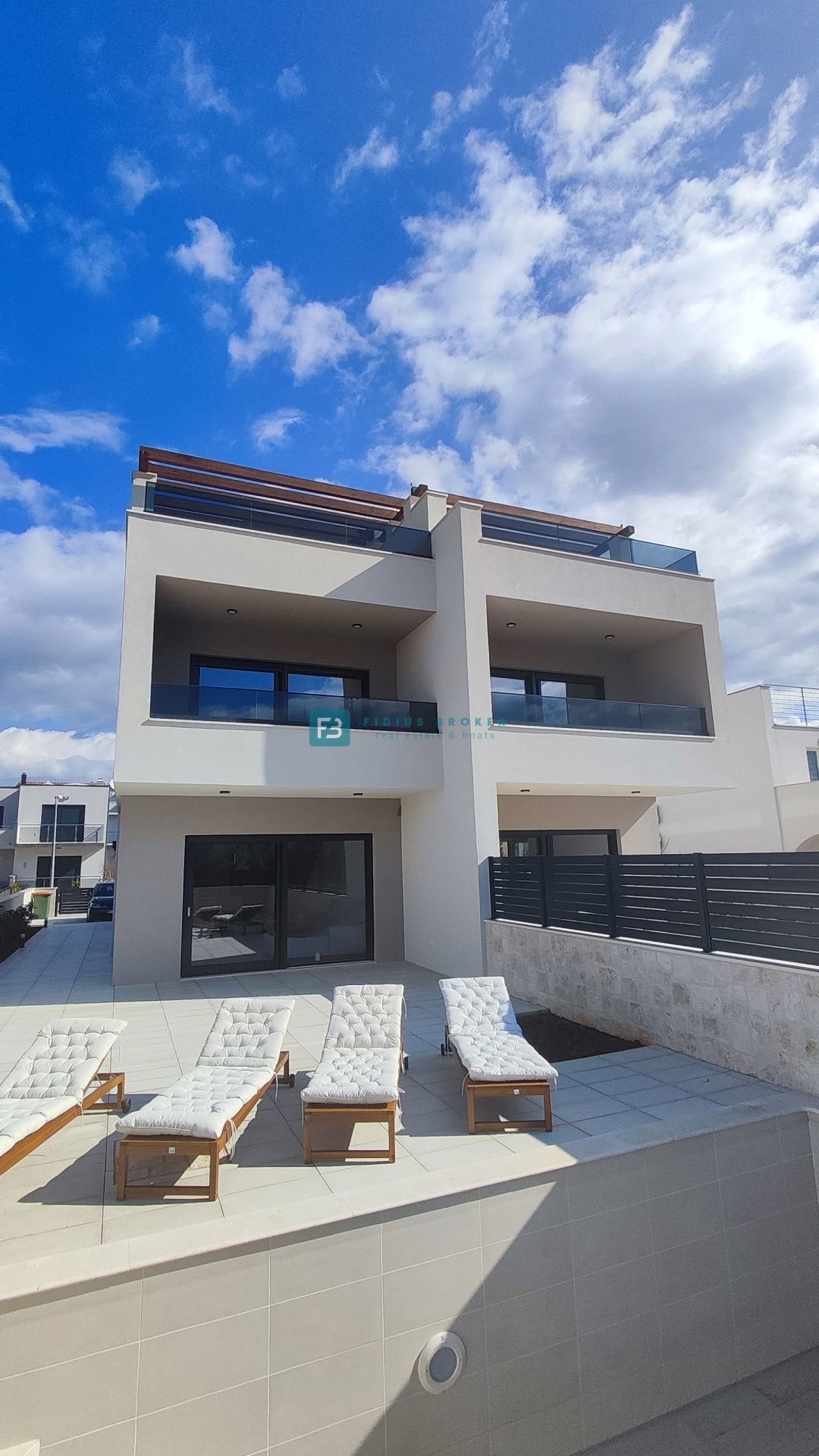 Haus Zu verkaufen - ŠIBENSKO-KNINSKA VODICE