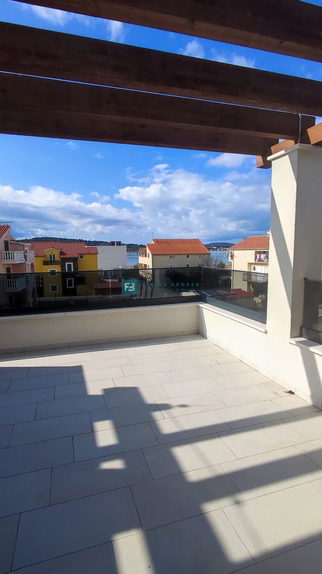 Haus Zu verkaufen - ŠIBENSKO-KNINSKA VODICE