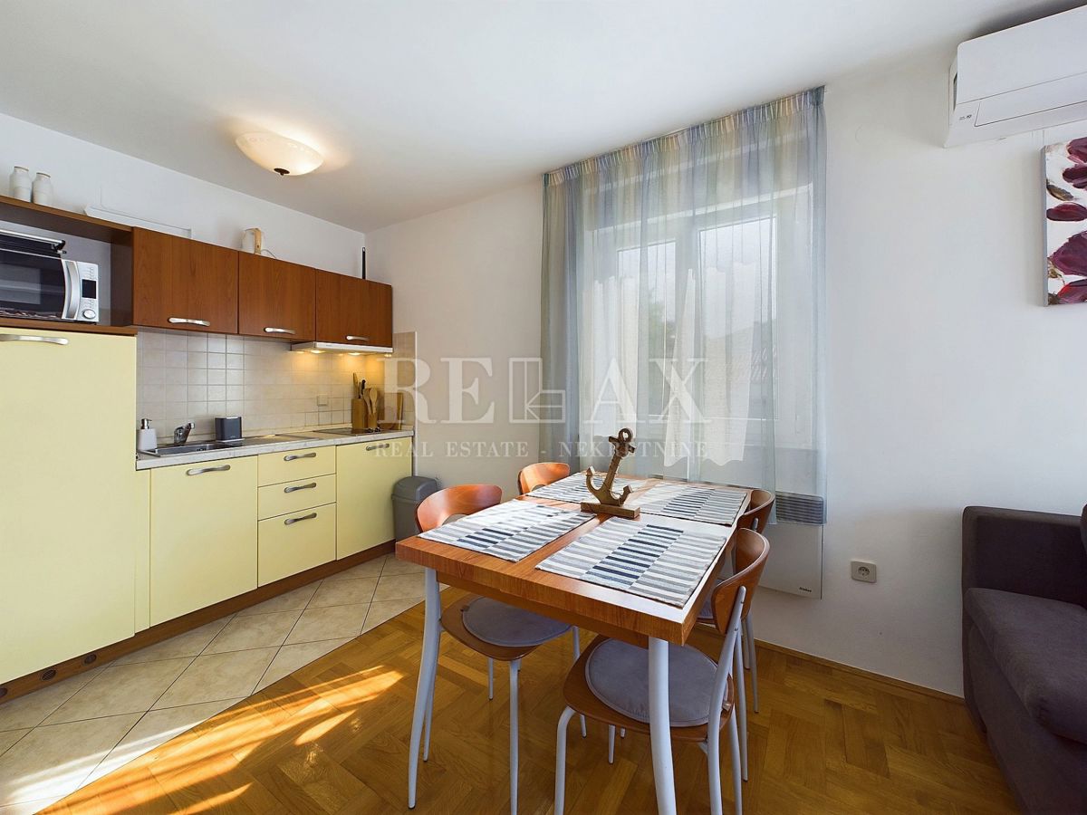 Apartma Na predaj - PRIMORSKO-GORANSKA CRIKVENICA
