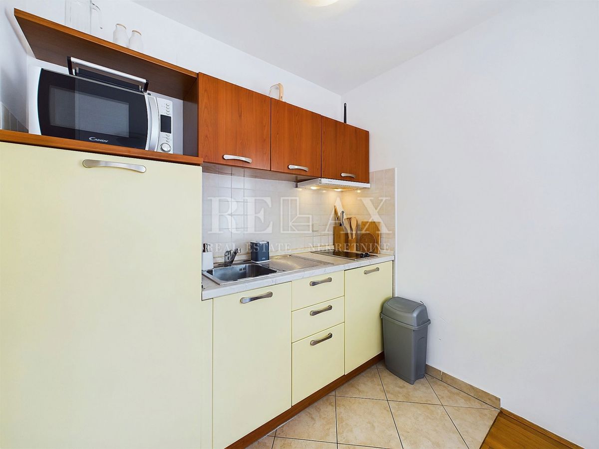 Apartma Na predaj - PRIMORSKO-GORANSKA CRIKVENICA
