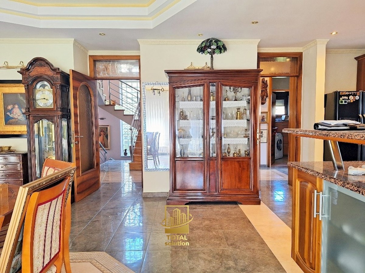 Maison À vendre - GRAD ZAGREB ZAGREB