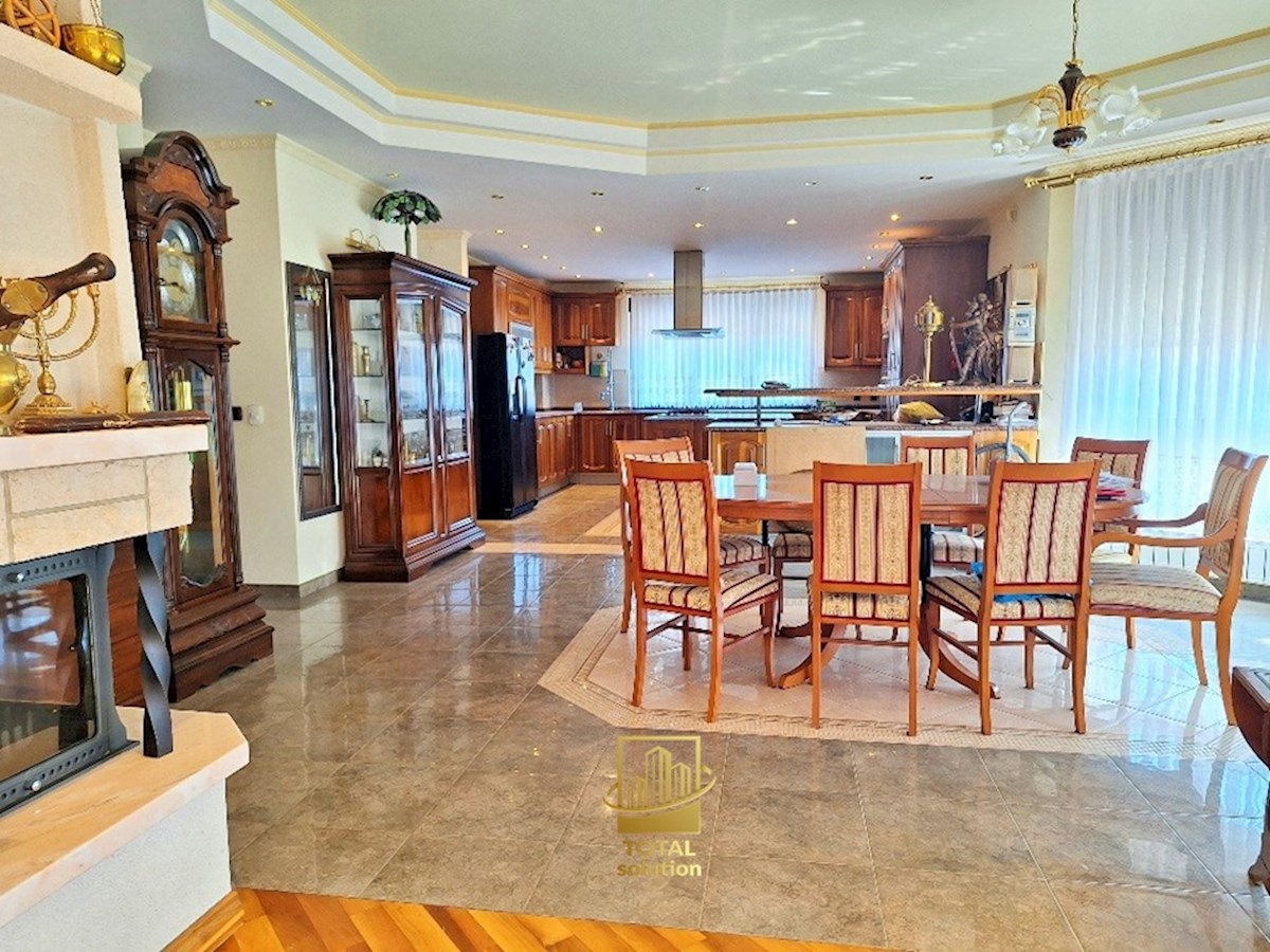 Maison À vendre - GRAD ZAGREB ZAGREB