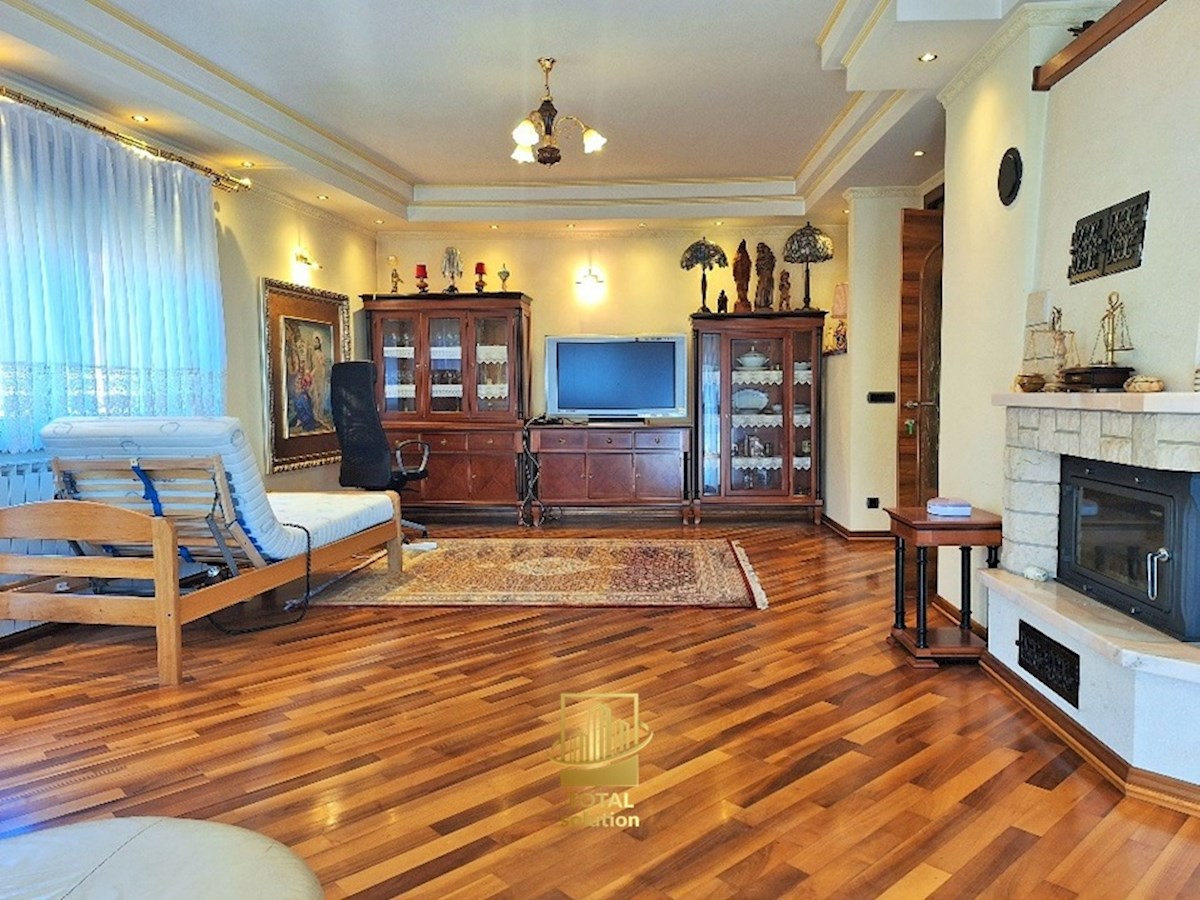 Maison À vendre - GRAD ZAGREB ZAGREB