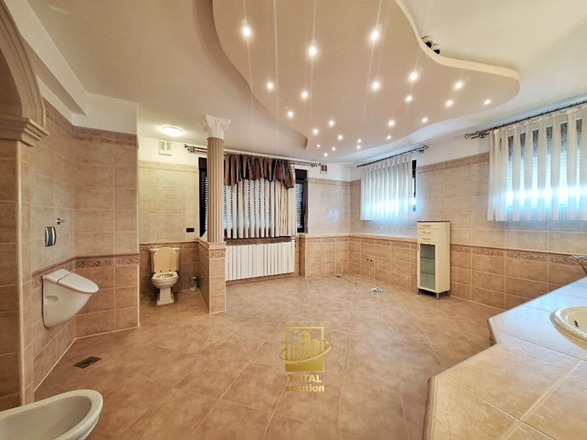 Maison À vendre - GRAD ZAGREB ZAGREB