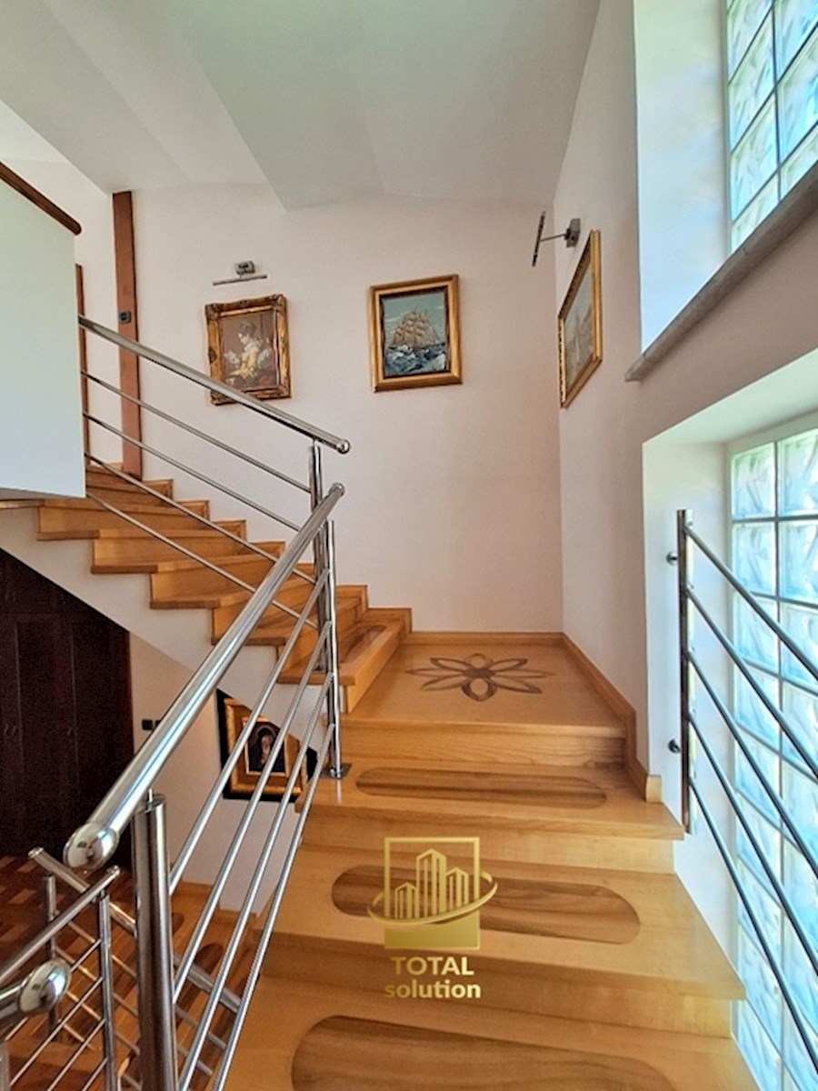 Maison À vendre - GRAD ZAGREB ZAGREB