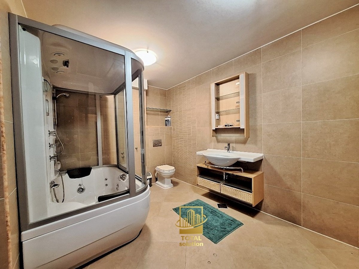 Maison À vendre - GRAD ZAGREB ZAGREB