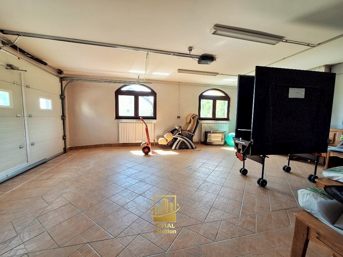 Maison À vendre - GRAD ZAGREB ZAGREB